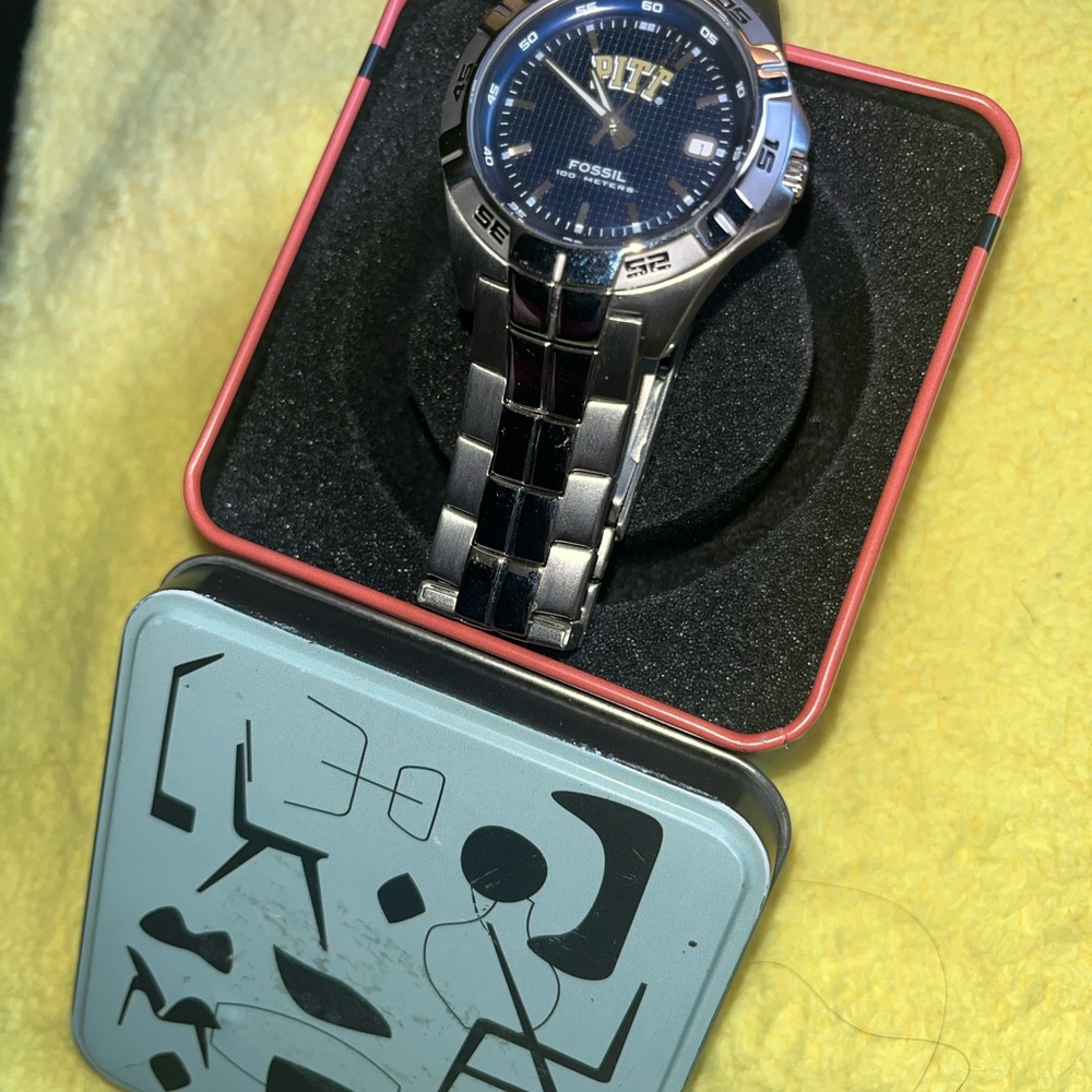 Fossil Men's Pitt Watch Silver/Chrome with Blue Face and Pitt Logo. - Picture 2 of 9